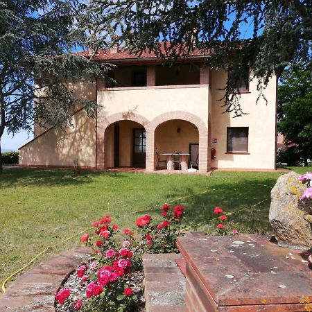 Agriturismo Montemari Villa ปาลายา ภายนอก รูปภาพ