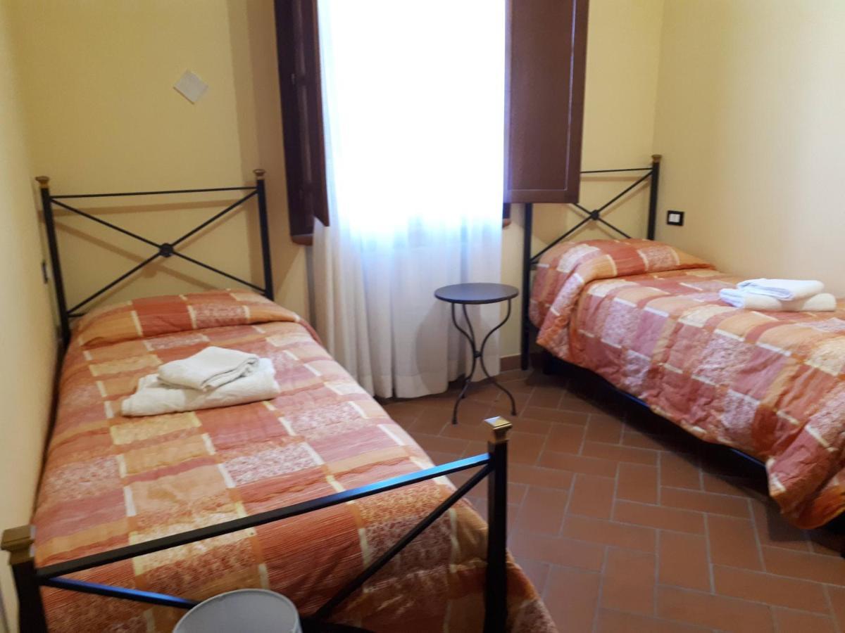Agriturismo Montemari Villa ปาลายา ภายนอก รูปภาพ
